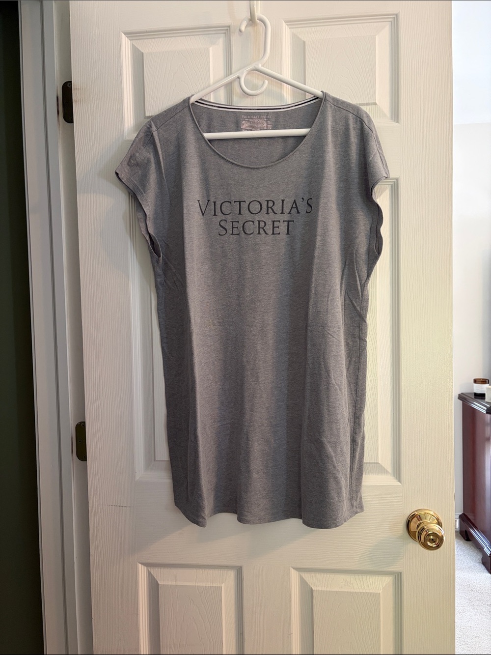 Victoria's Secret Gray Scoop Neck Short Sleeve Sleep Shirt